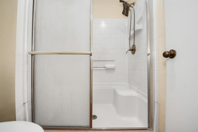 Building Photo - 11411 Briar Forest Dr
