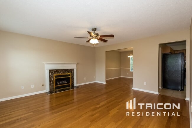 Building Photo - 217 Metoyer Dr