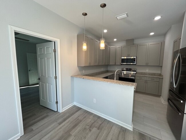 Building Photo - 2022 Trimble Rd