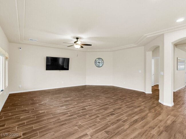 Building Photo - 6465 Grande River Ct