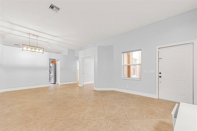 Building Photo - 4227 Sabal Ridge Cir