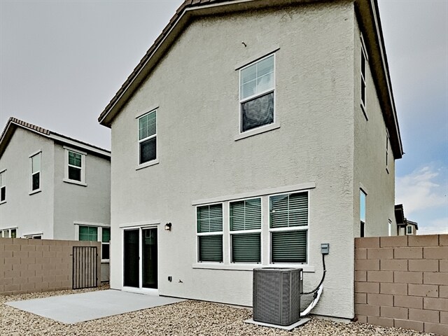 Building Photo - 6131 Sierra Blue Ct