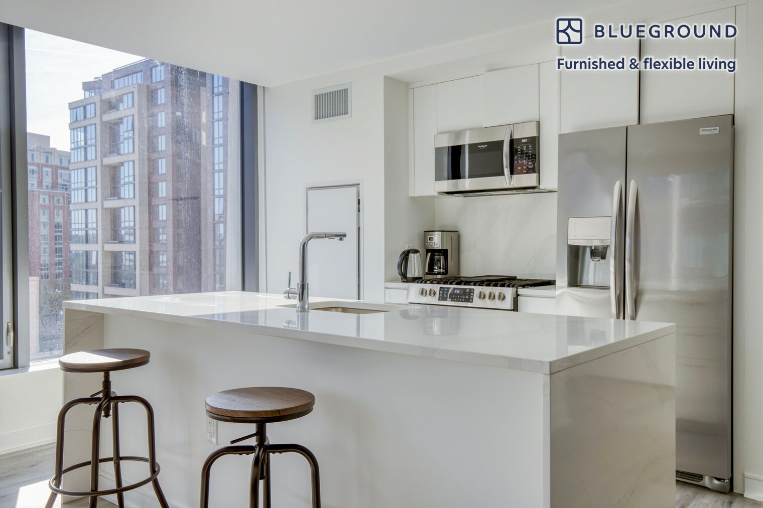 Building Photo - 949 1st St SE