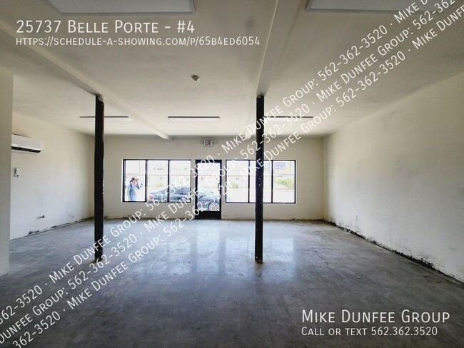 Building Photo - Commercial Storefront (Shell) Space Availa...