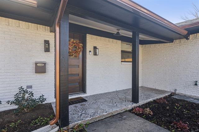 Building Photo - 2516 Highwood Dr