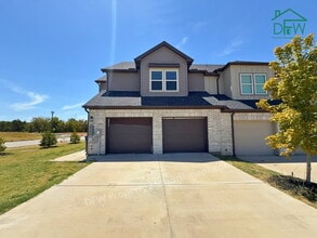 Building Photo - Spacious 4-Bedroom Corner Home - 2-Car Garage, Fenced Yard