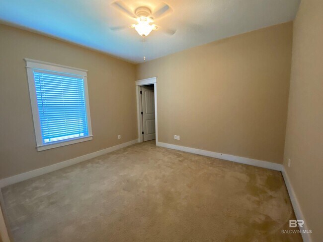 Building Photo - 26646 Augustine Drive