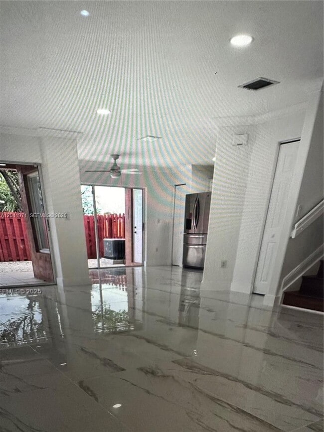 Building Photo - 7001 SW 164th Ct