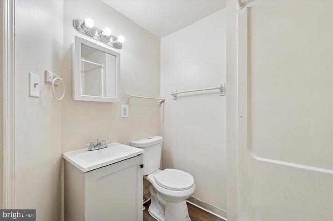 Building Photo - 1016 Potter St