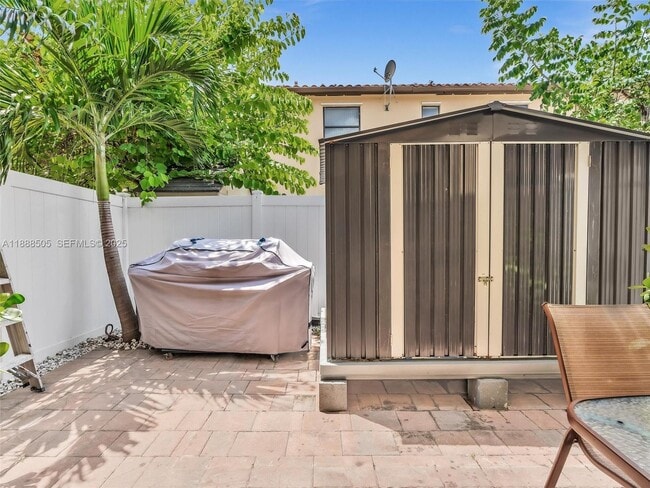 Building Photo - 8926 W 35th Ct