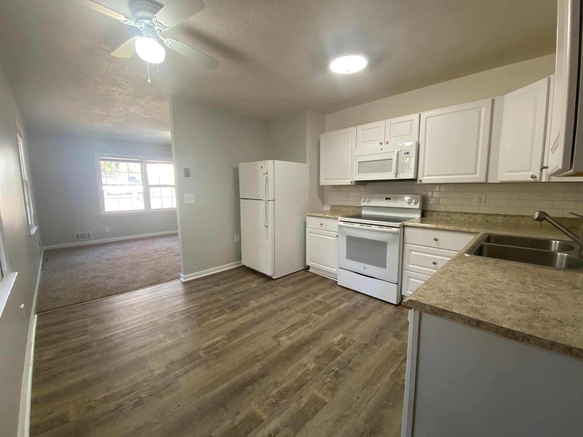 Building Photo - 195 N Etowah Dr