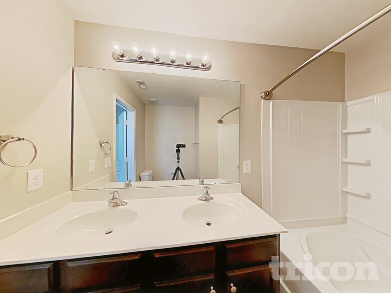 Building Photo - 337 Crane Way