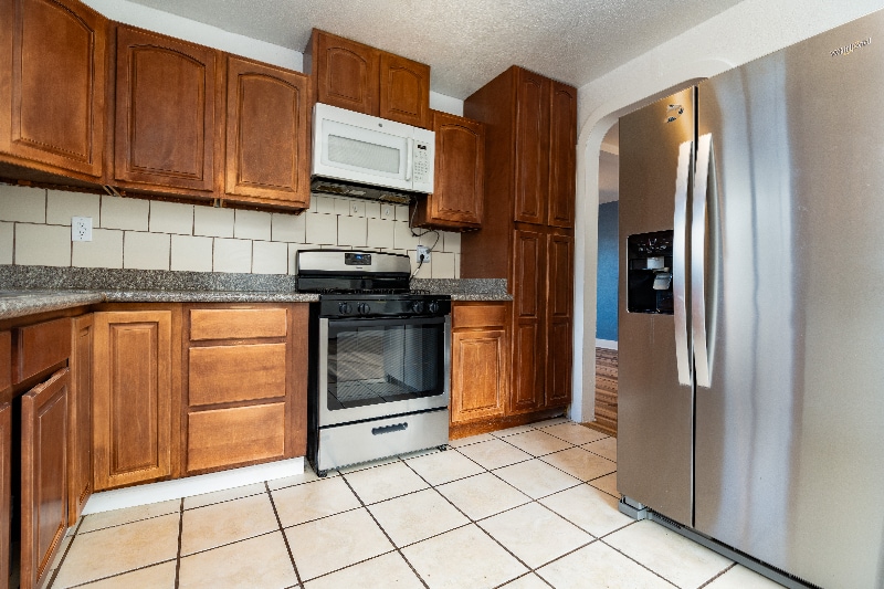 Building Photo - 2751 Olson Ave