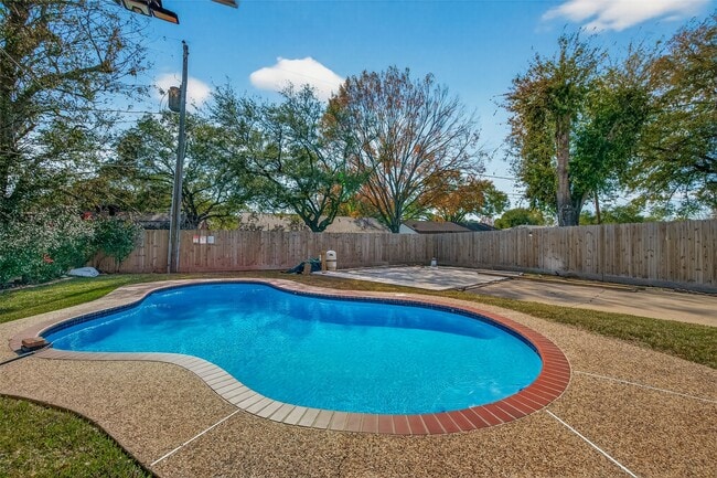 Building Photo - 8307 Carvel Ln