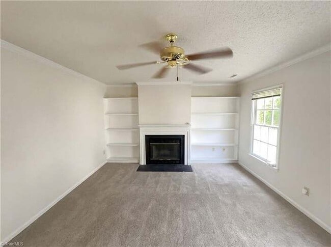 Building Photo - 119 Edgedale Ct