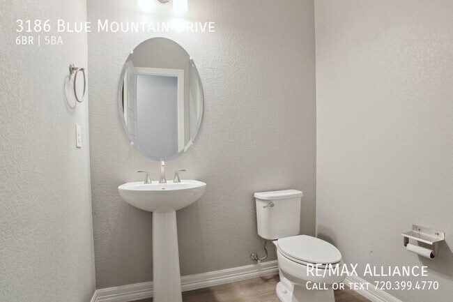 Building Photo - 3186 Blue Mountain Dr