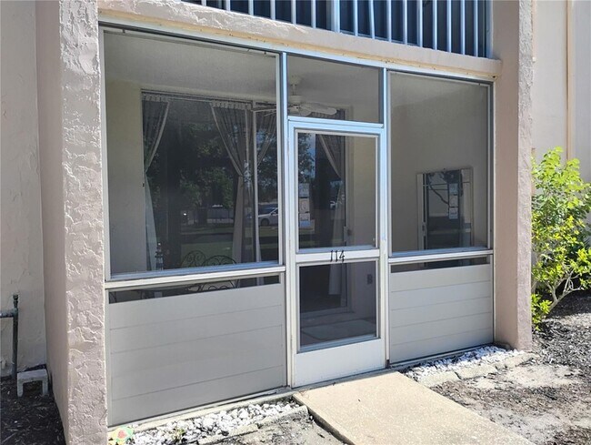 Building Photo - 519 Albee Farm Rd