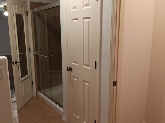 Building Photo - Stunning 4-bedroom, 3.5-bathroom home! Showings coming soon!