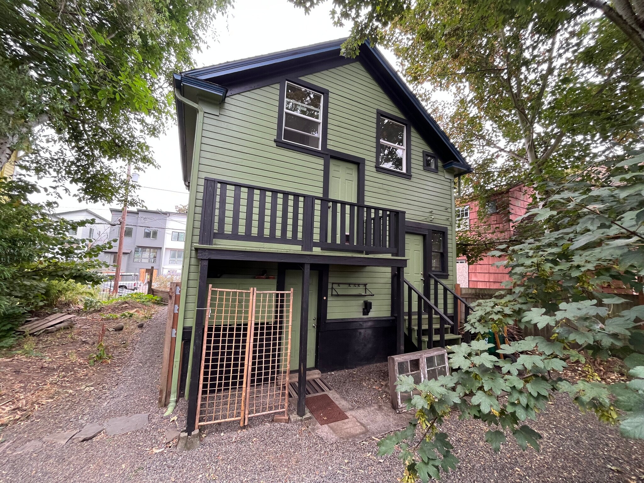 Building Photo - 4536 NE Garfield Ave