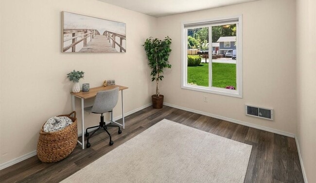 Building Photo - Updated 3-Bedroom Rambler with Large Yard in North Bend