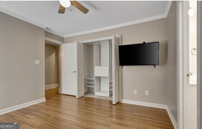 Building Photo - 795 Birkdale Dr
