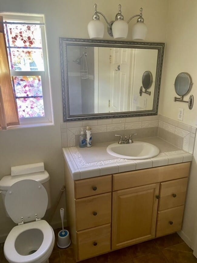 Building Photo - Charming 3-Bedroom Cottage with Fenced Yard & Fireplace in the Heart of Frazier Park