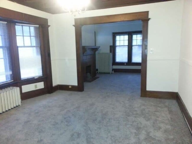 Building Photo - 2924NMarylandM