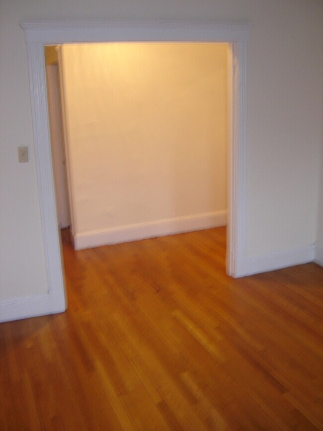 Interior Photo - 1715- Commonwealth Avenue