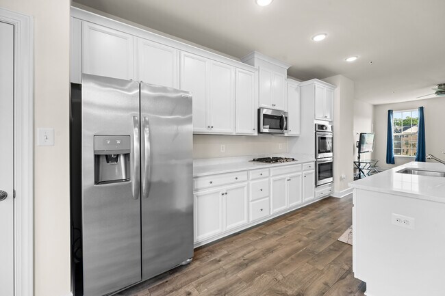 Building Photo - 2962 Chalkstone Pl