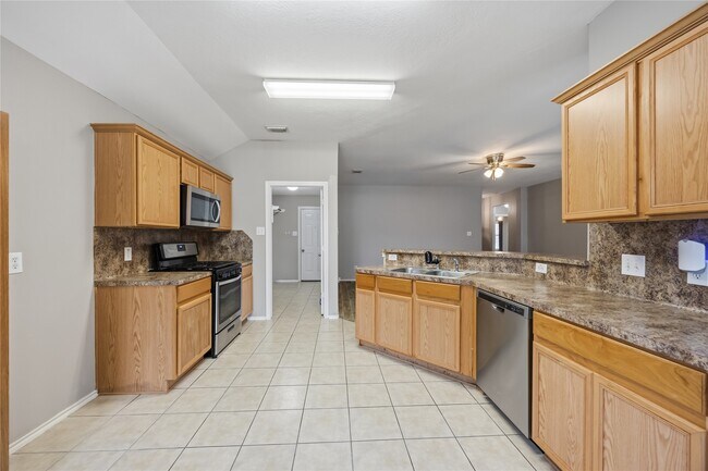 Building Photo - 2734 Trinity Glen Ln