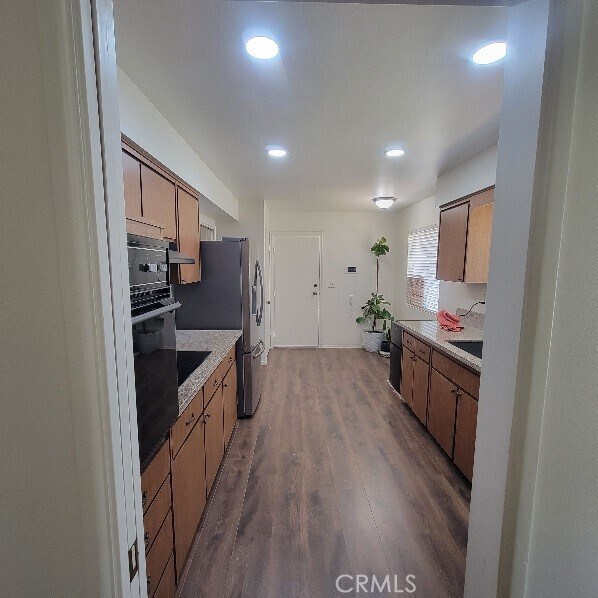 Building Photo - 28894 Portsmouth Dr