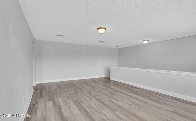 Building Photo - 4431 Vista Point Ln