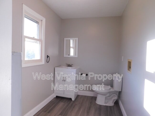 Building Photo - 2090 Prudence Rd