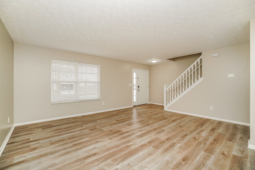 Building Photo - 5718 Cruiser Ave