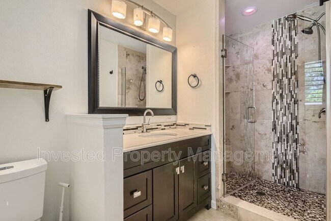 Building Photo - 5007 S Mabre Ct