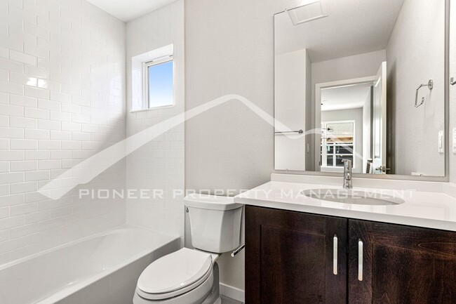 Building Photo - Beautiful Home with 2 Car Garage and Central A/C