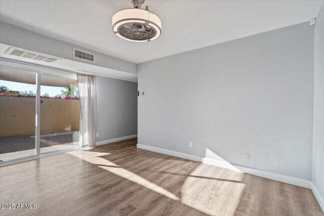 Building Photo - 5047 N 83rd St
