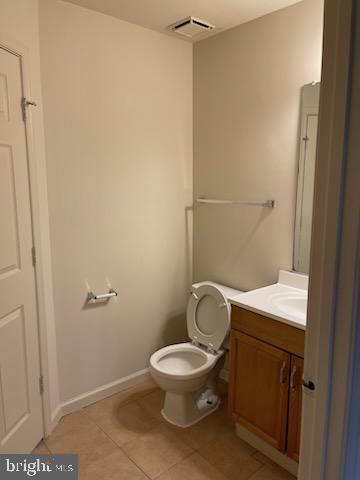 Building Photo - 5516 Sully Lake Dr