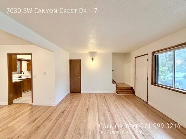 Building Photo - 7030 SW Canyon Crest Dr