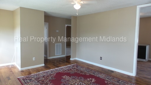 Building Photo - 120 Flemming Ln