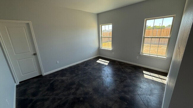 Building Photo - CORNER LOT!!!Glendale area CISD 3/2/2 !!! Be the 1st to live here!!!