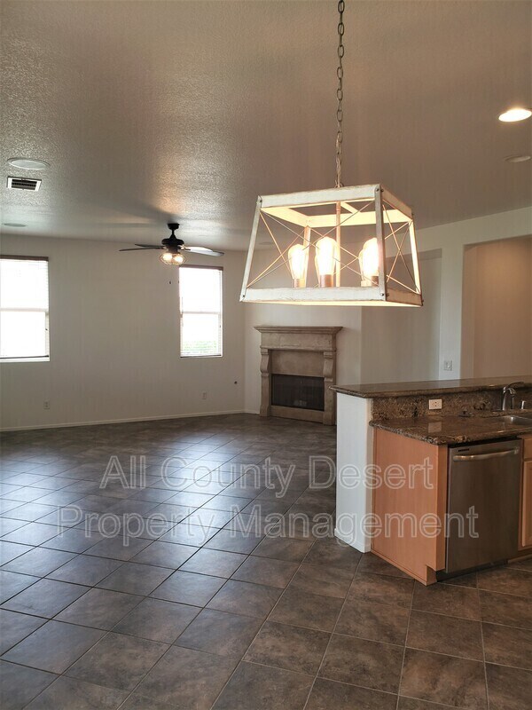 Building Photo - 37853 Avon St