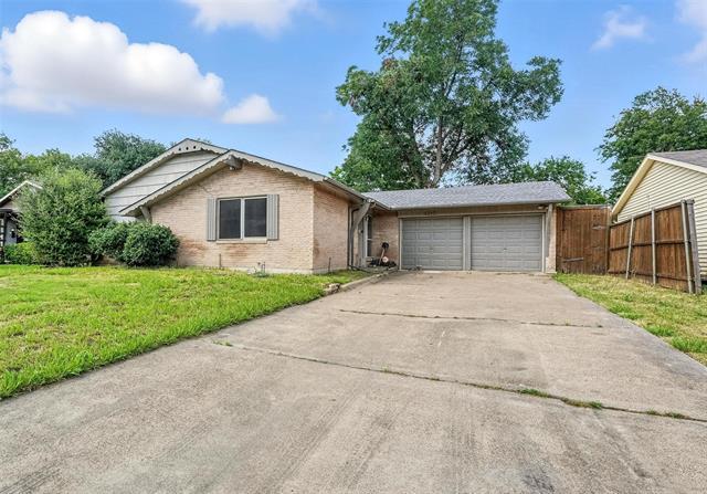 Primary Photo - 4212 Ashwood Dr