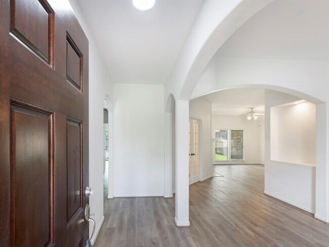 Building Photo - 51 N Regan Mead Cir