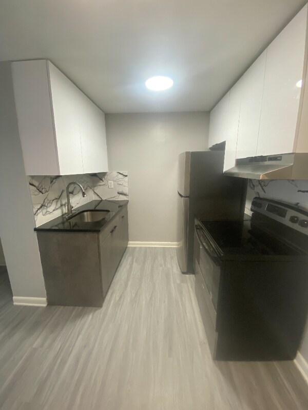 Building Photo - 31 Gillett St