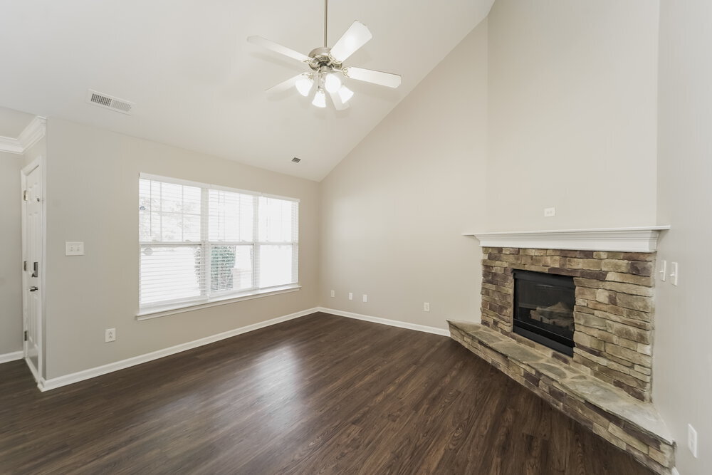 Building Photo - 734 Ablow Dr