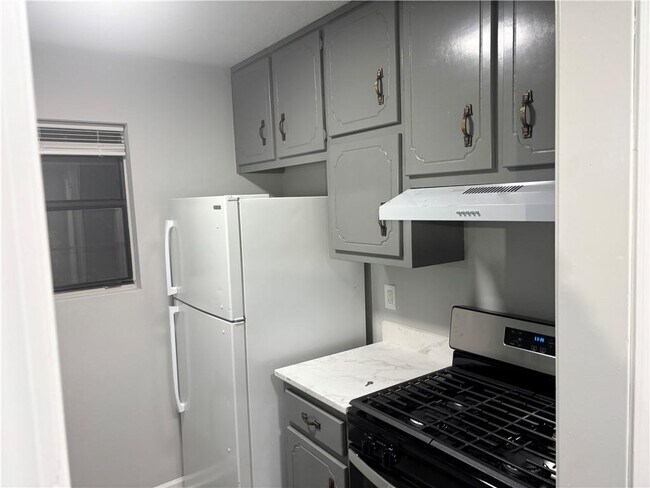 Building Photo - 160 Chesapeake Dr