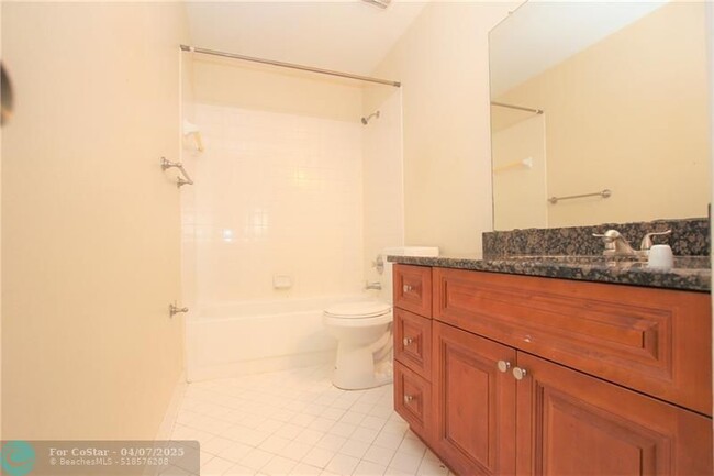 Building Photo - 3457 NW 44th St