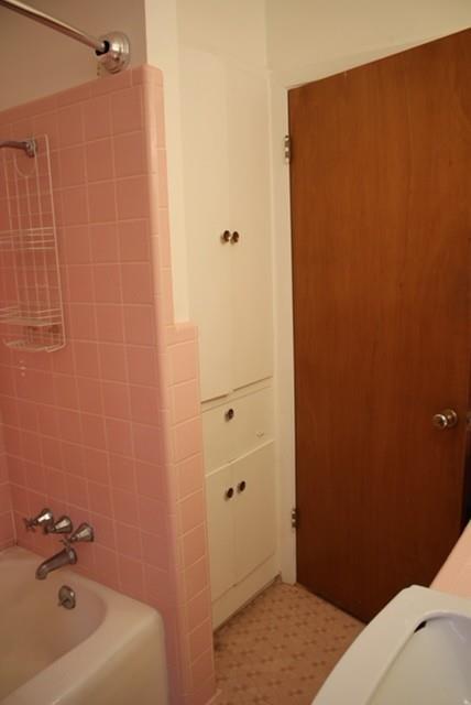 Building Photo - 6603 Vine St