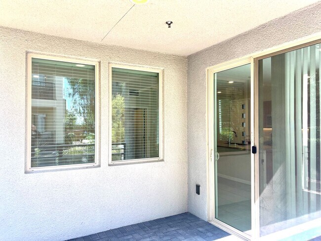 Building Photo - AFFINITY - SUMMERLIN West